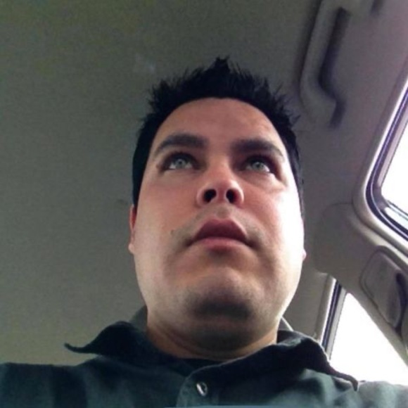 Meet your Posher, Cesar - Picture 1 of 1